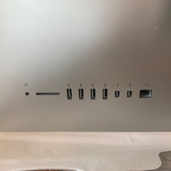 Apple iMac 🖥️ - Picture 4 of 4